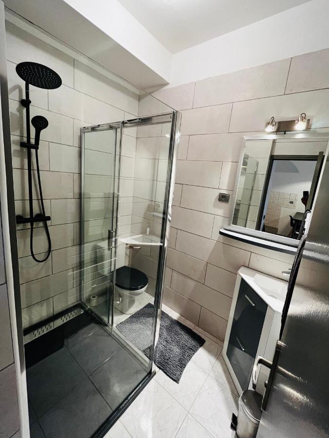 Appartement T2 Dans Le Centre Ville De Carcassonne Exteriör bild