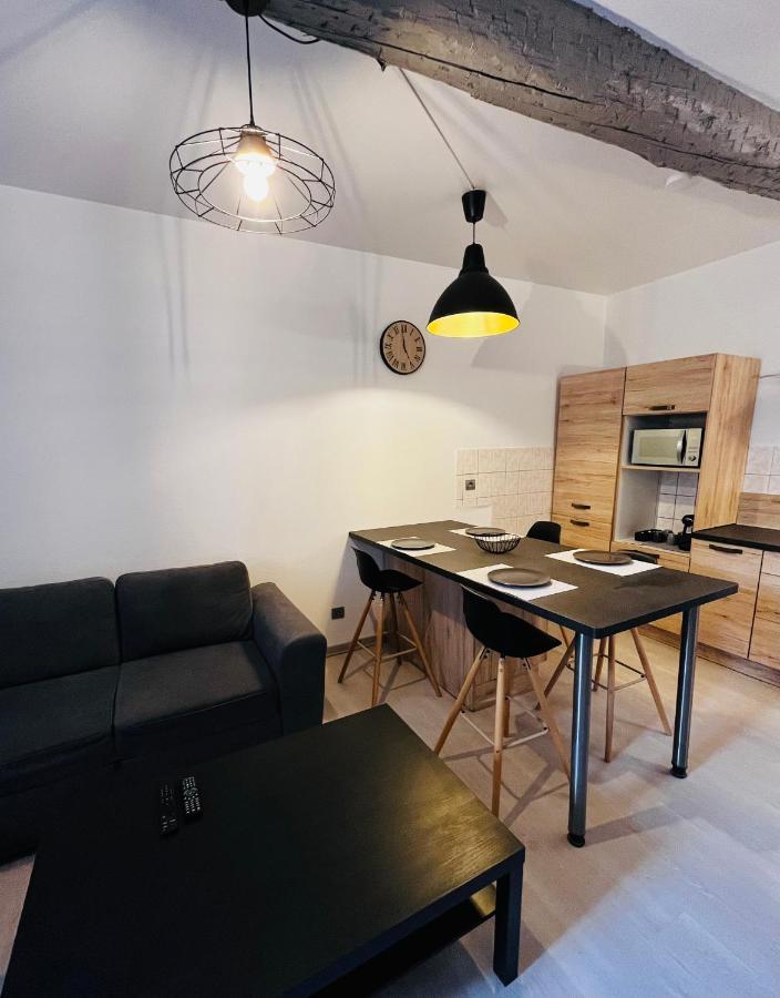Appartement T2 Dans Le Centre Ville De Carcassonne Exteriör bild